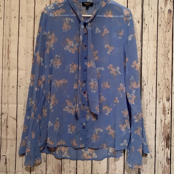 Juicy Couture Tops - Juicy Couture Blue Floral Bouquet Tie Top